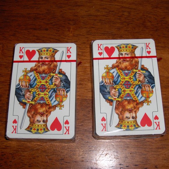 Piatnik Playing Cards in Leather Zip Case - Picture 4 of 9